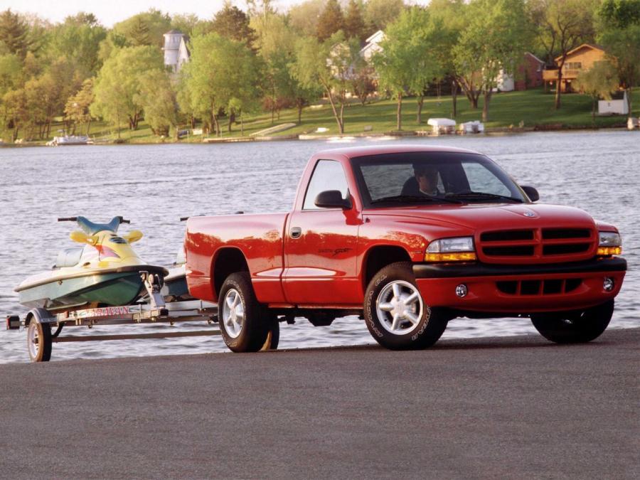  Dodge Dakota Sport Regular Cab 1997 года  (фото 4 из 10)